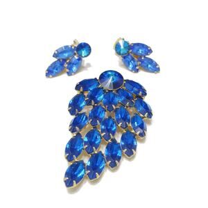 Vintage Blue Rivoli Rhinestone Brooch Earrings Set Gold Tone 1960s